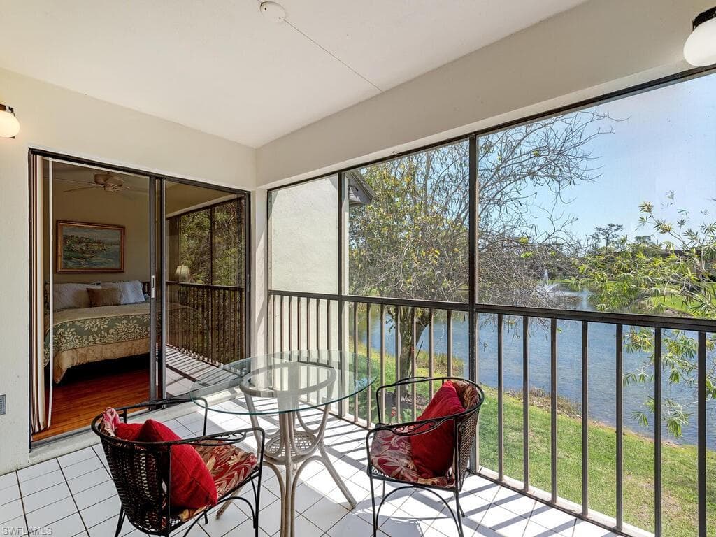 1636 Spoonbill Ln B, Naples, FL 34105-13