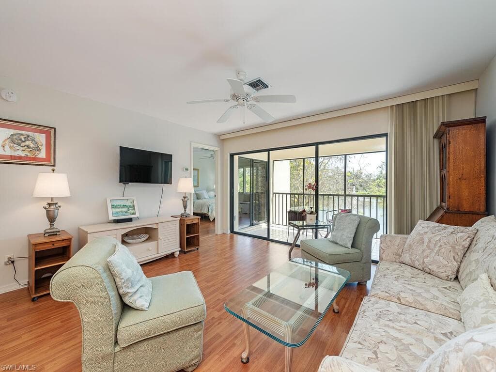 1636 Spoonbill Ln B, Naples, FL 34105-6