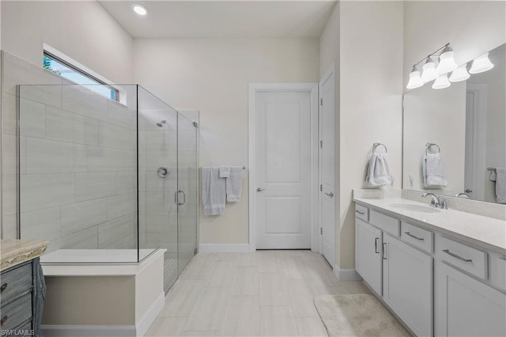 2048 Yellowfin Cir, Naples, FL 34114-15