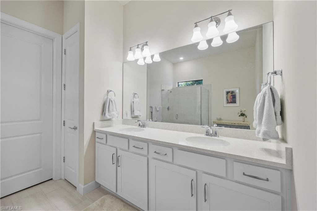 2048 Yellowfin Cir, Naples, FL 34114-16