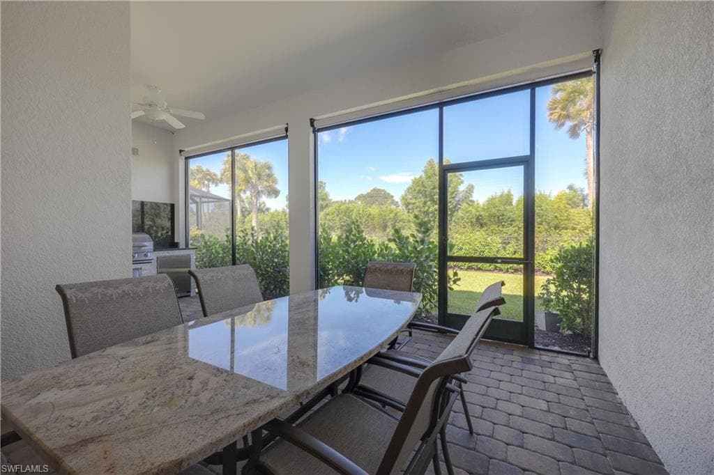2048 Yellowfin Cir, Naples, FL 34114-25