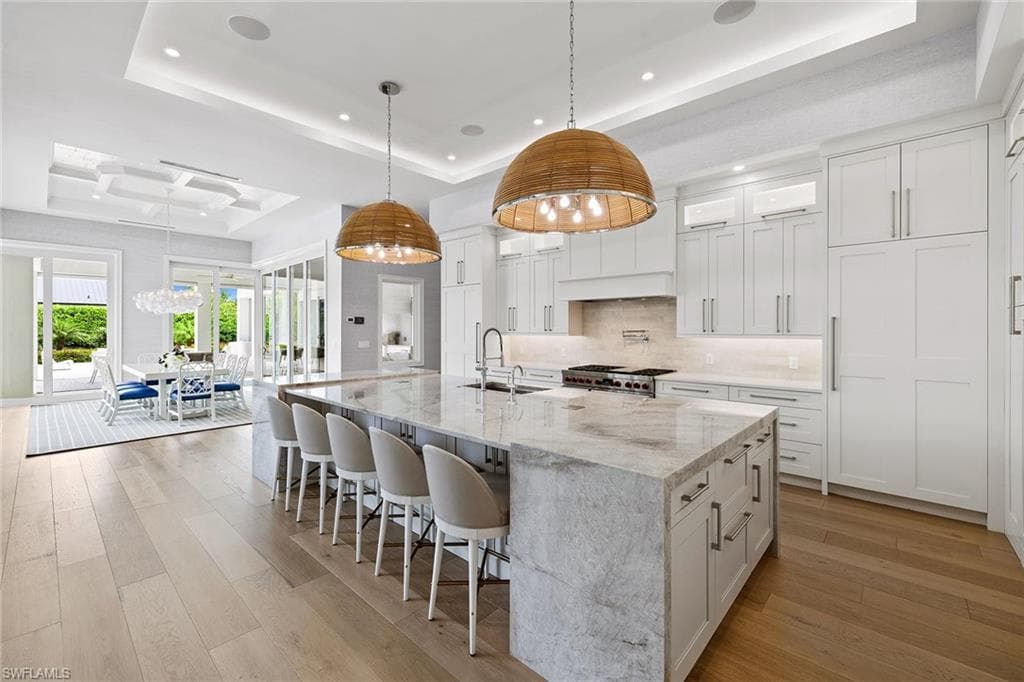 188 West St, Naples, FL 34108-13