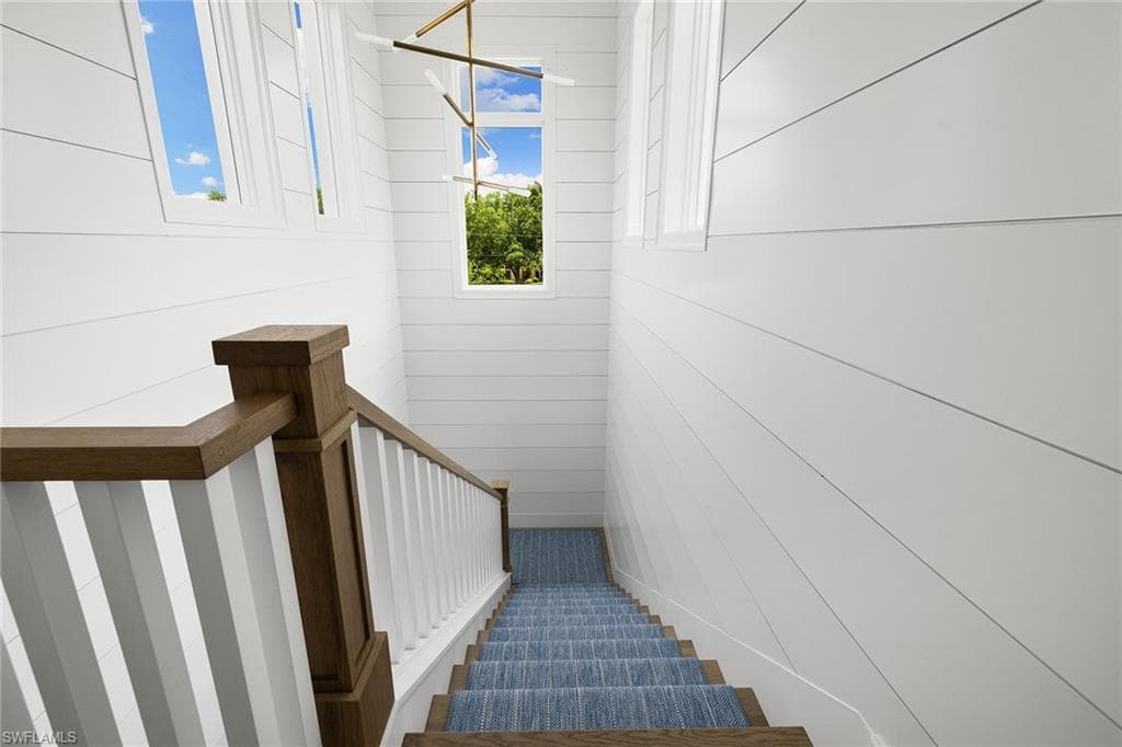188 West St, Naples, FL 34108-21