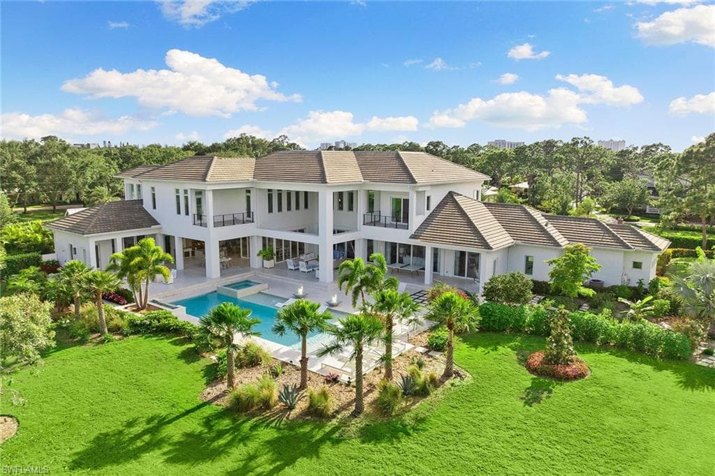 188 West St, Naples, FL 34108-29