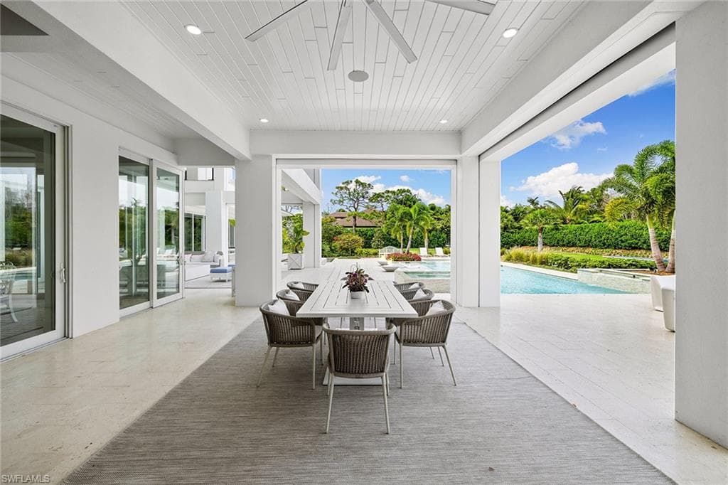 188 West St, Naples, FL 34108-32
