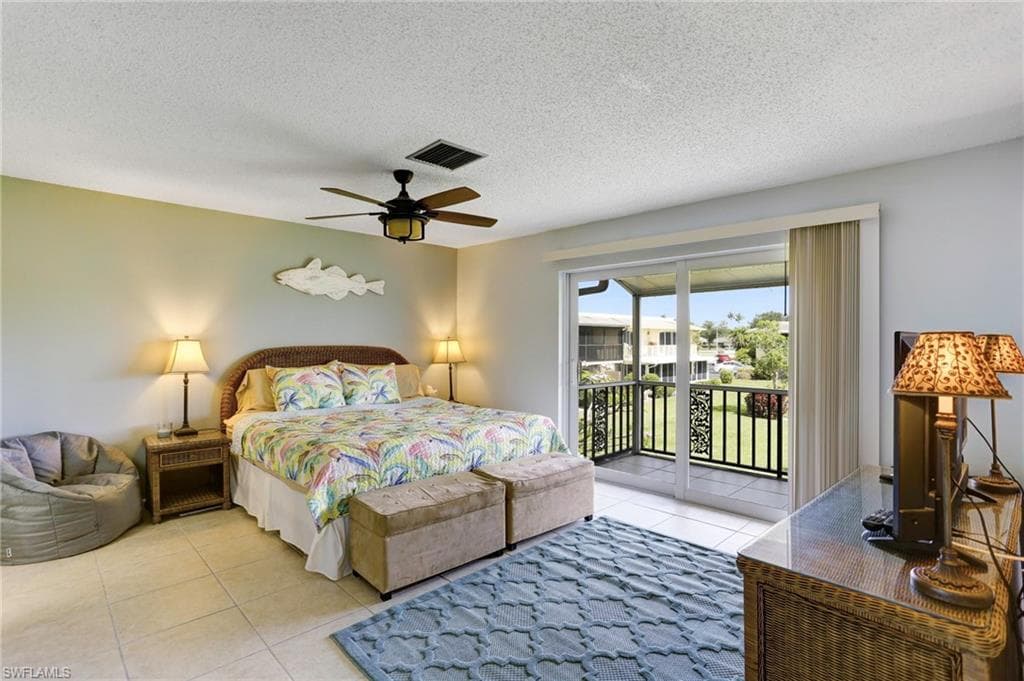 355 Palm Dr 732, Naples, FL 34112-12