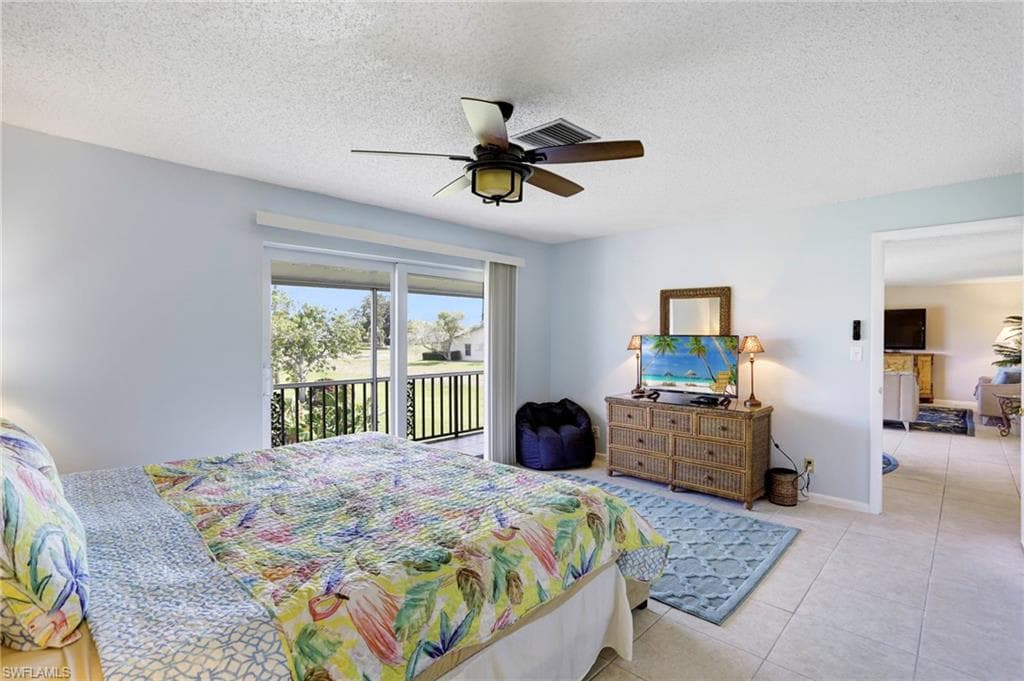 355 Palm Dr 732, Naples, FL 34112-13