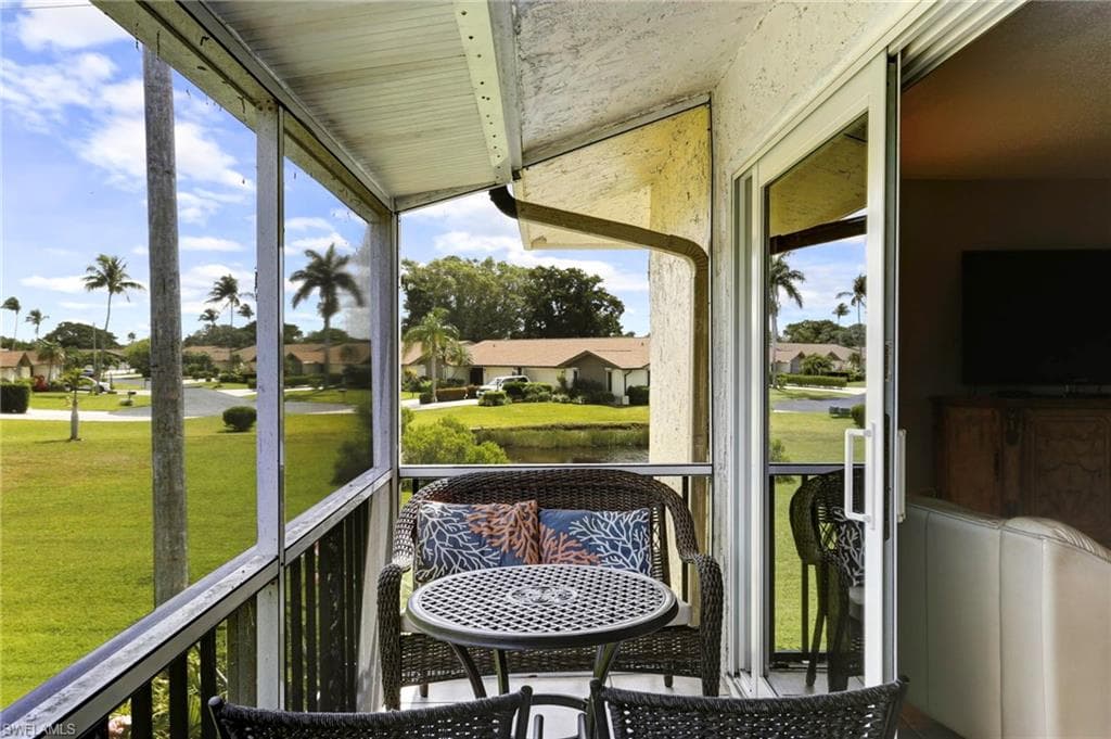 355 Palm Dr 732, Naples, FL 34112-23