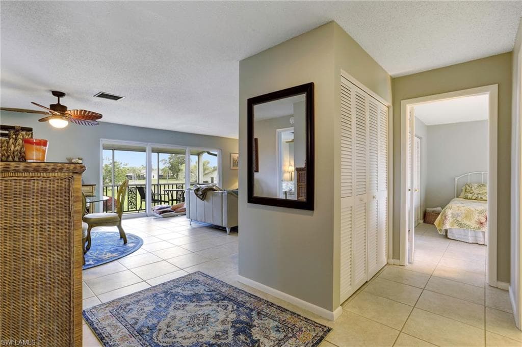 355 Palm Dr 732, Naples, FL 34112-4