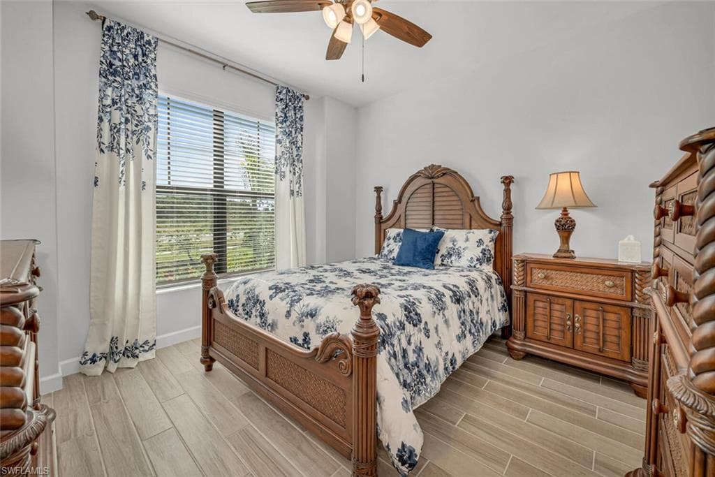 1610 Double Eagle Trl, Naples, FL 34120-17