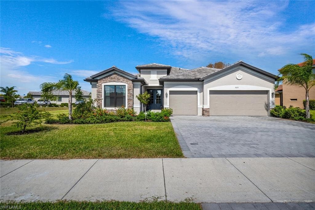 1610 Double Eagle Trl, Naples, FL 34120-3