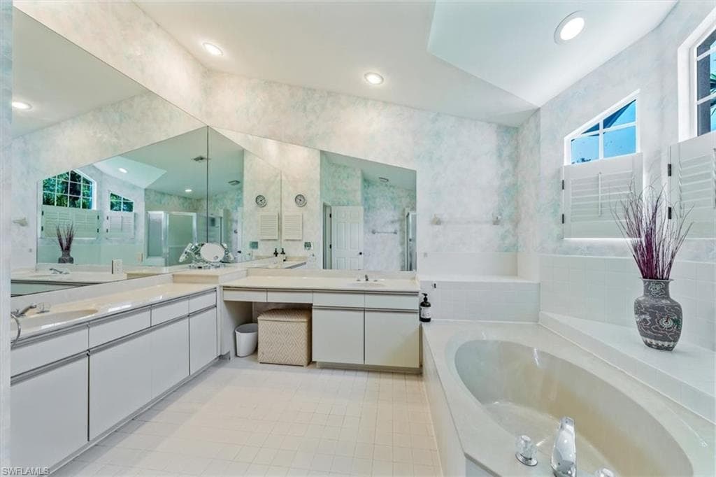 522 Cormorant Cv, Naples, FL 34113-13