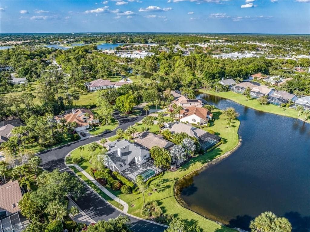 522 Cormorant Cv, Naples, FL 34113-3