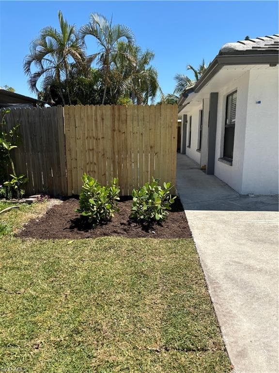 27650/27652 Imperial Shores Blvd, Bonita Springs, FL 34134-4