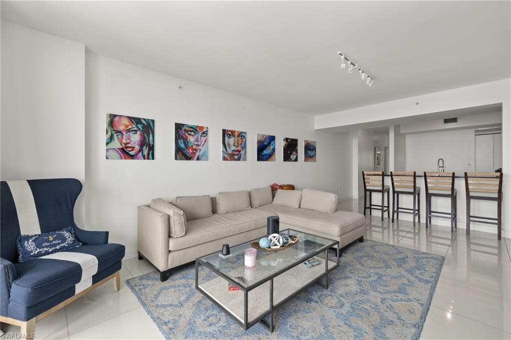 3000 Oasis Grand Blvd 3002, Fort Myers, FL 33916-8