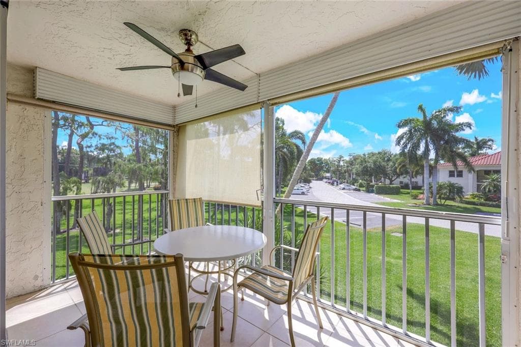 1057 Forest Lakes Dr 1209, Naples, FL 34105-21