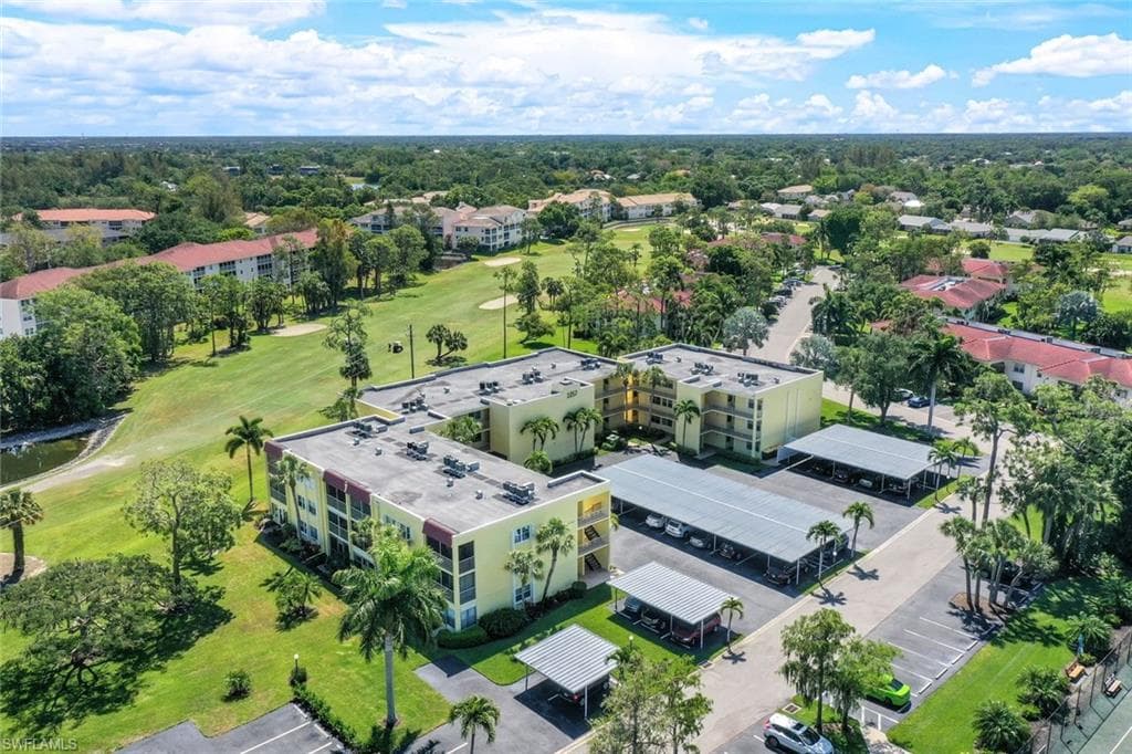 1057 Forest Lakes Dr 1209, Naples, FL 34105-23