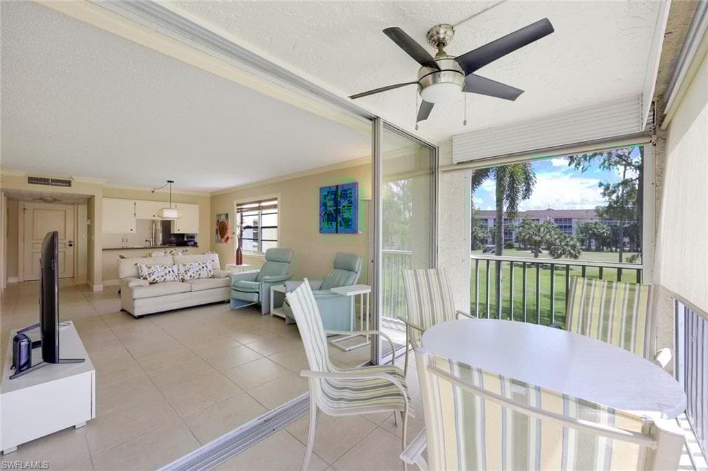 1057 Forest Lakes Dr 1209, Naples, FL 34105-7