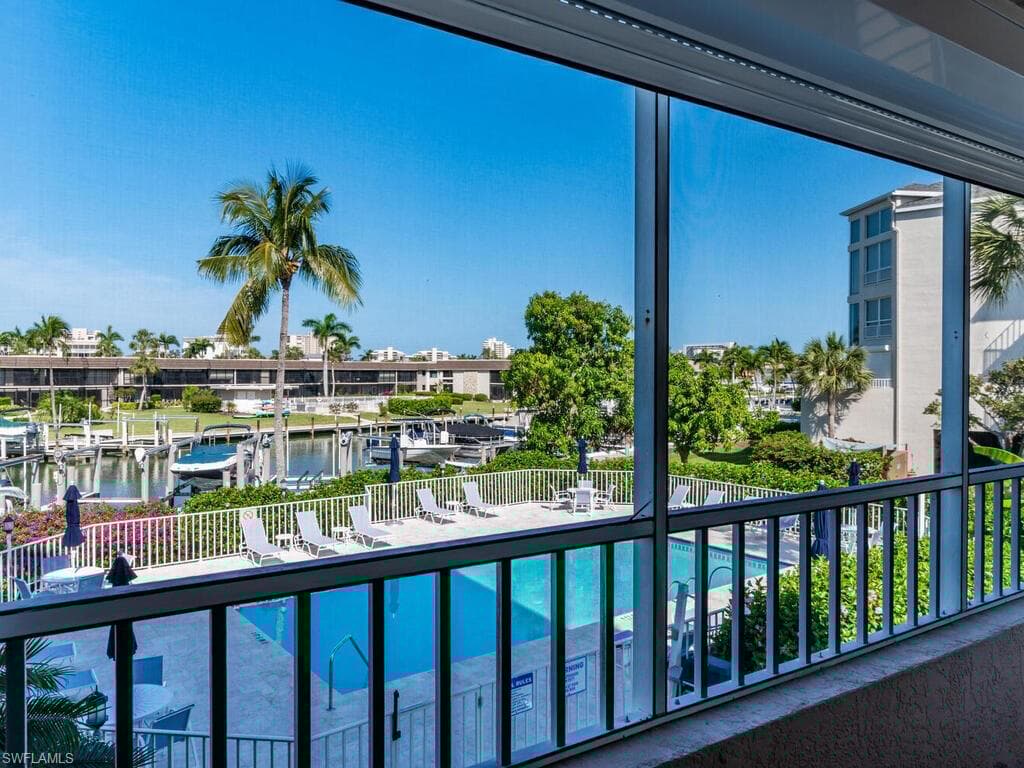 900 Collier Ct 106, Marco Island, FL 34145-15