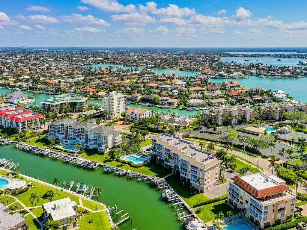 900 Collier Ct 106, Marco Island, FL 34145-31