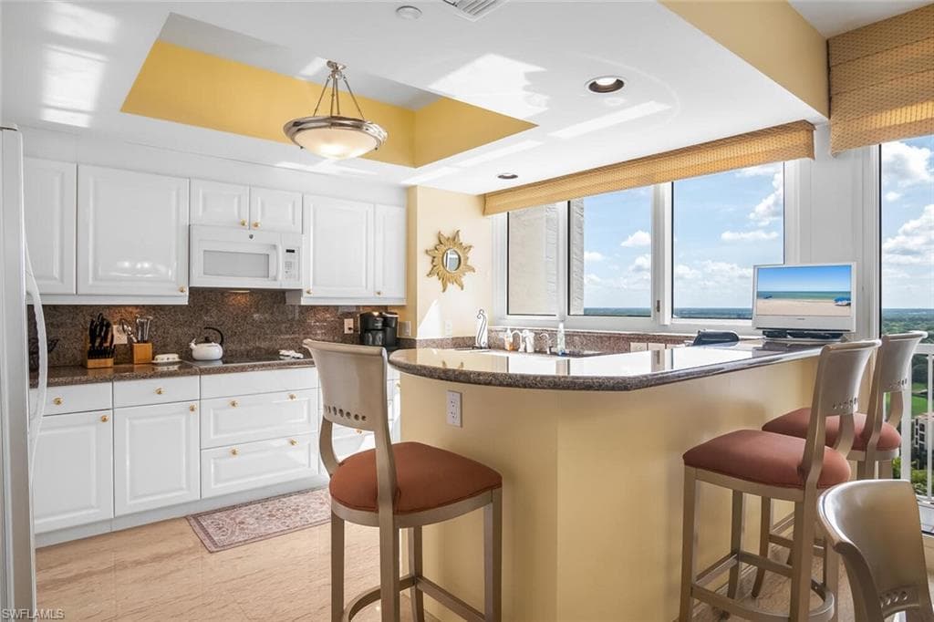 7117 Pelican Bay Blvd 1806, Naples, FL 34108-15