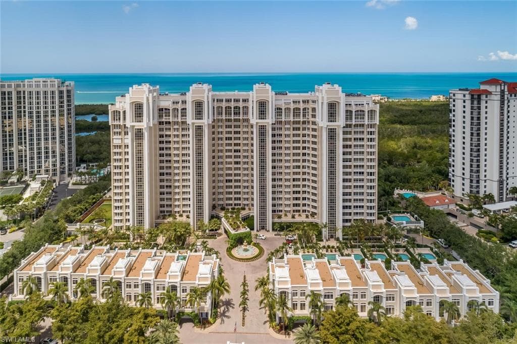 7117 Pelican Bay Blvd 1806, Naples, FL 34108-3