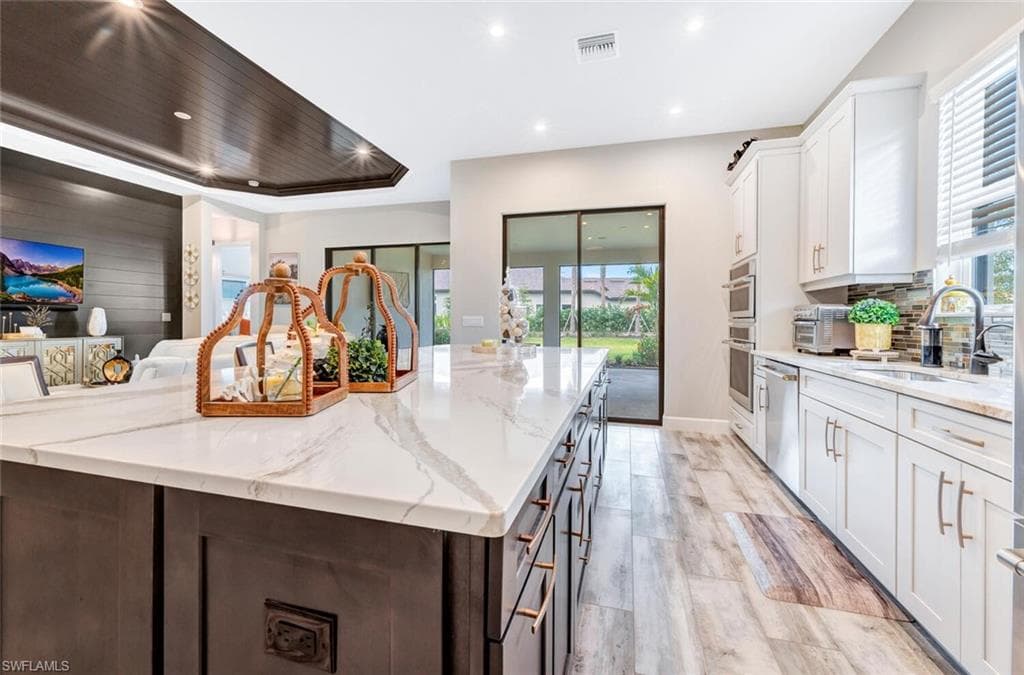 15312 Motta Way, Naples, FL 34114-15