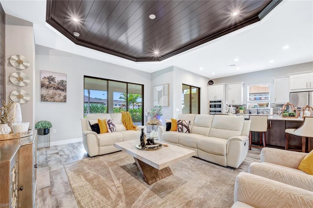 15312 Motta Way, Naples, FL 34114-8