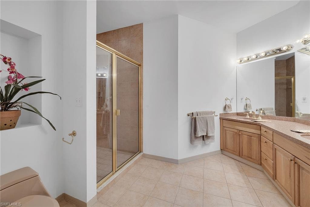 3471 Pointe Creek Ct 201, Bonita Springs, FL 34134-15