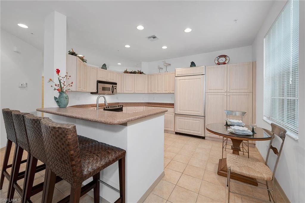 3471 Pointe Creek Ct 201, Bonita Springs, FL 34134-8