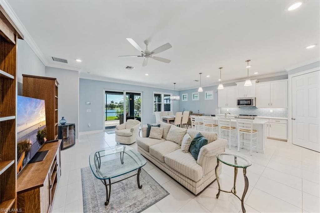 14517 Stern Way, Naples, FL 34114-11