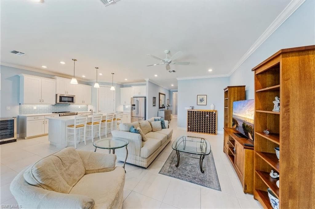 14517 Stern Way, Naples, FL 34114-13