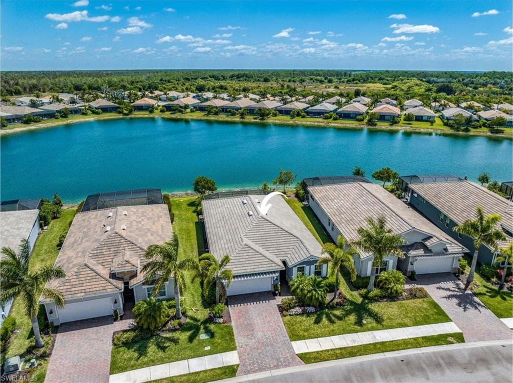 14517 Stern Way, Naples, FL 34114-28