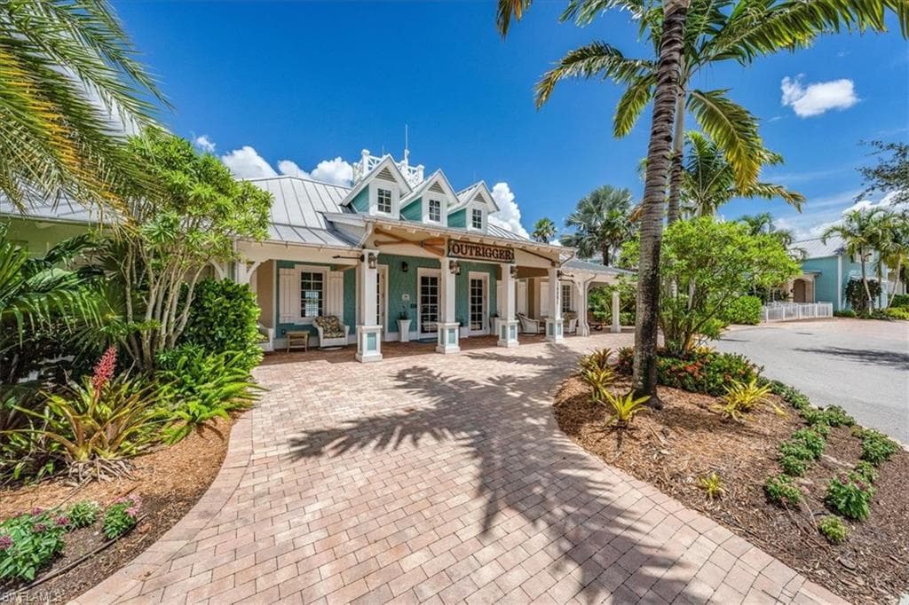 14517 Stern Way, Naples, FL 34114-38