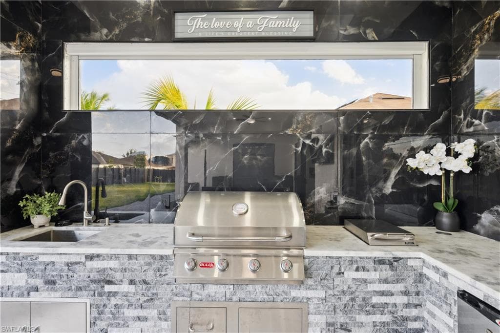 401 Nelson Rd N, Cape Coral, FL 33993-38