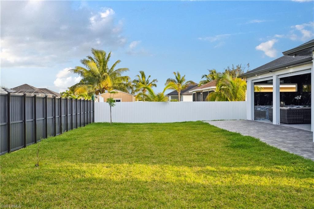 401 Nelson Rd N, Cape Coral, FL 33993-41