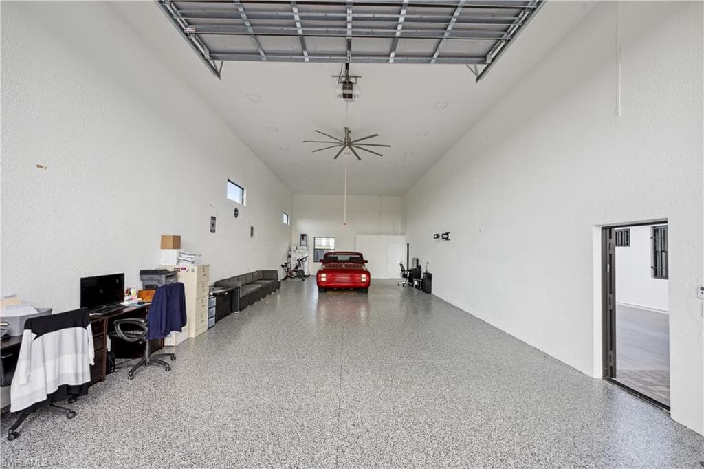 401 Nelson Rd N, Cape Coral, FL 33993-45