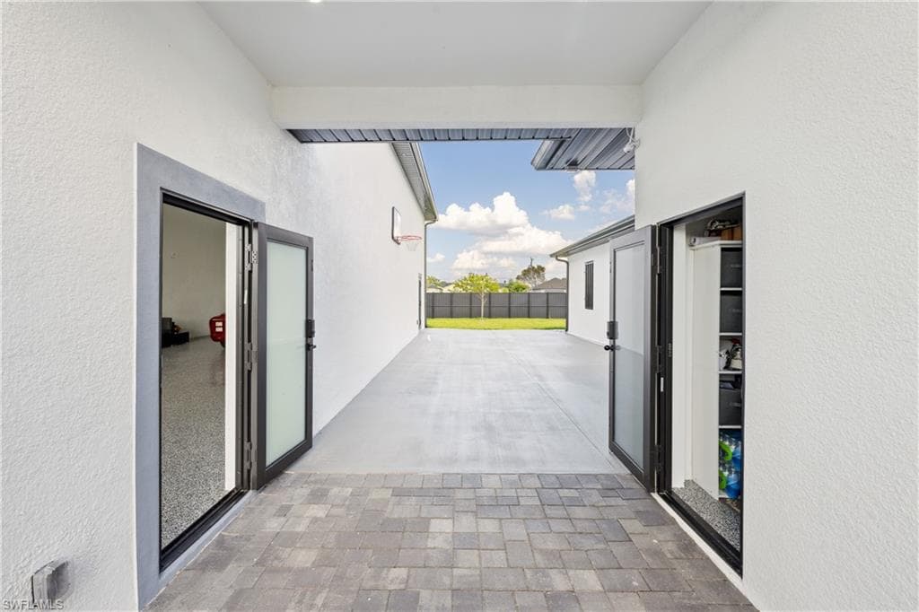 401 Nelson Rd N, Cape Coral, FL 33993-49