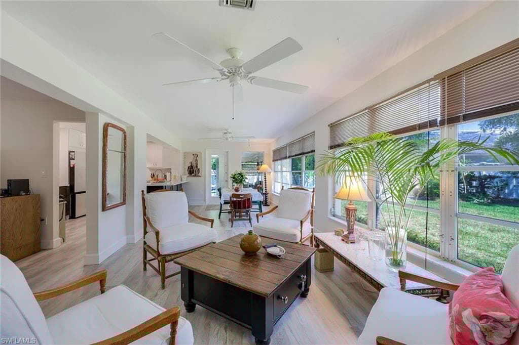 10320 River Dr, Bonita Springs, FL 34135-9