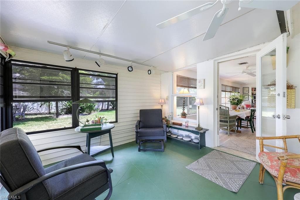 10320 River Dr, Bonita Springs, FL 34135-26