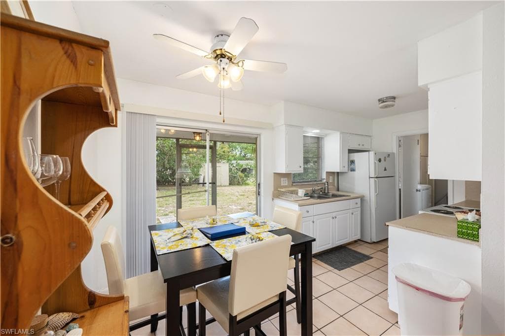 1194 Hilltop Dr, Naples, FL 34103-5