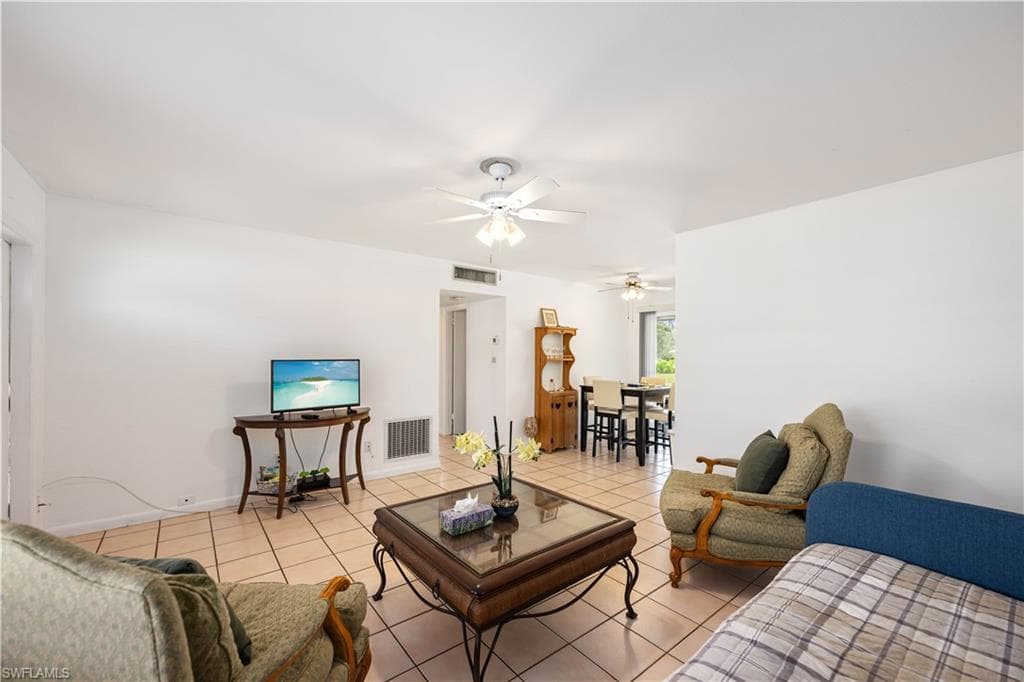 1194 Hilltop Dr, Naples, FL 34103-7