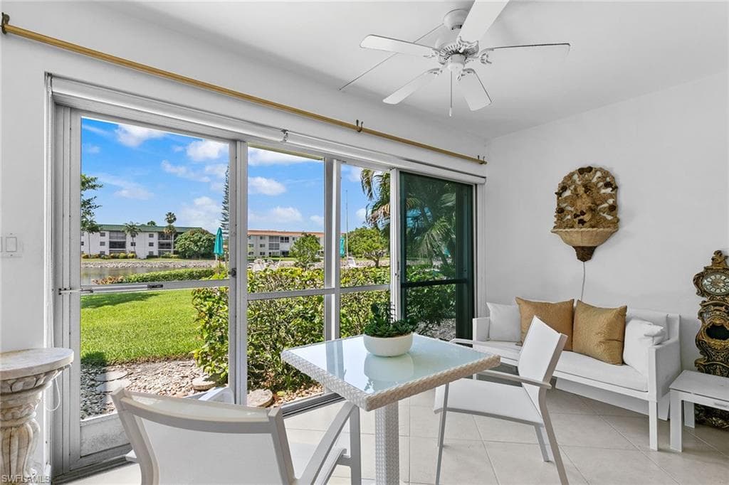 3055 Riviera Dr 103, Naples, FL 34103-10