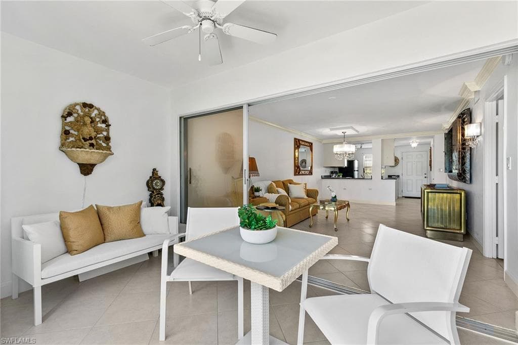 3055 Riviera Dr 103, Naples, FL 34103-11