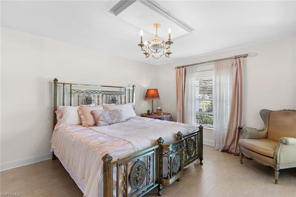 3055 Riviera Dr 103, Naples, FL 34103-13