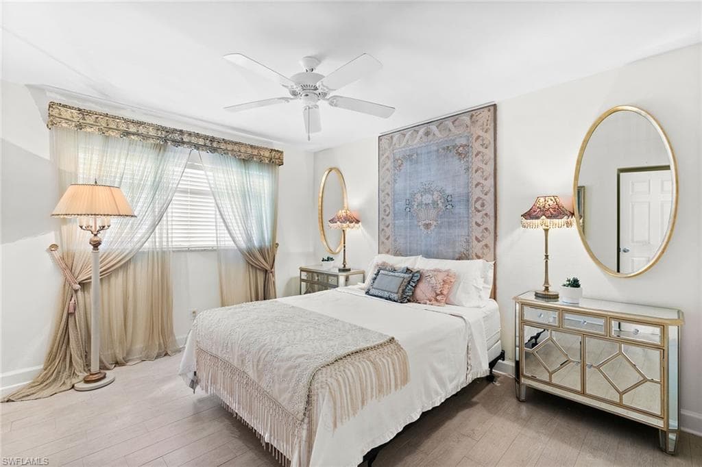 3055 Riviera Dr 103, Naples, FL 34103-14