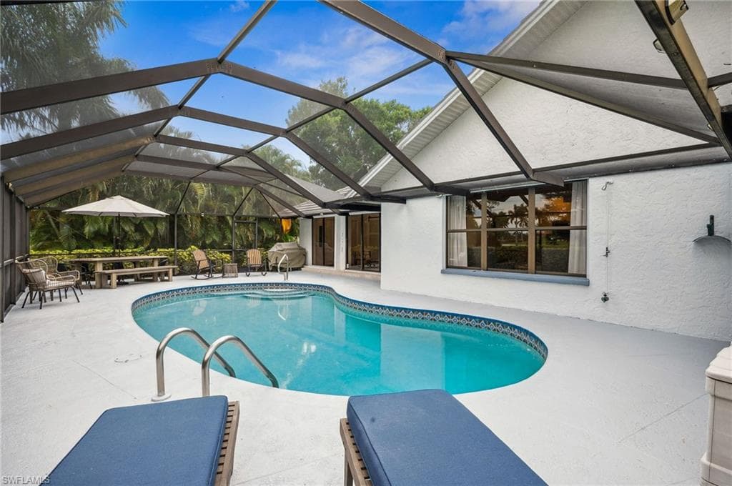 118 Palmetto Dunes Cir, Naples, FL 34113-31