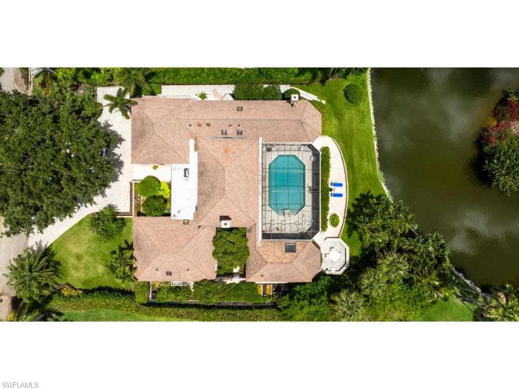 2610 Half Moon Walk, Naples, FL 34102-19