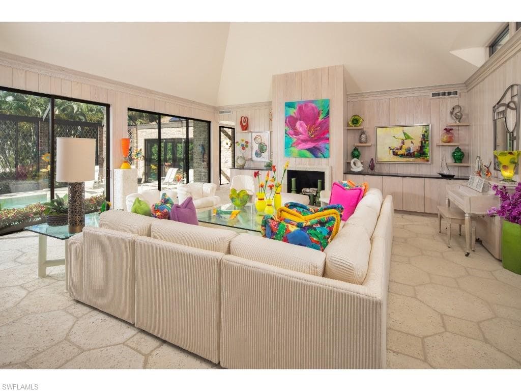 2610 Half Moon Walk, Naples, FL 34102-3