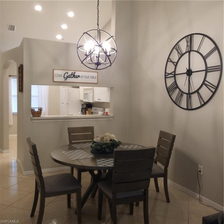 6655 Huntington Lakes Cir 202, Naples, FL 34119-4